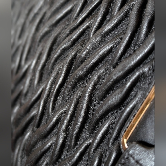 ✨ Coach Limited Edition Large Black Madison Satchel – Gathered Twist Leather 👜 - Picture 4 of 17